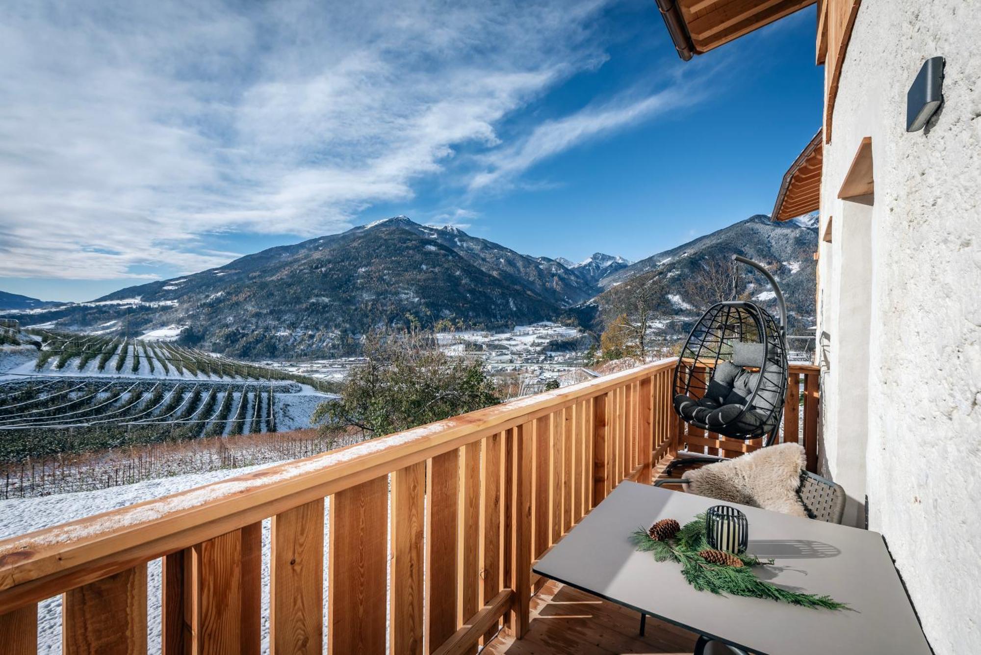 Trinnerhof- Hof Chalets Und Obsthof Mit Zimmer Natz-Schabs Exterior foto