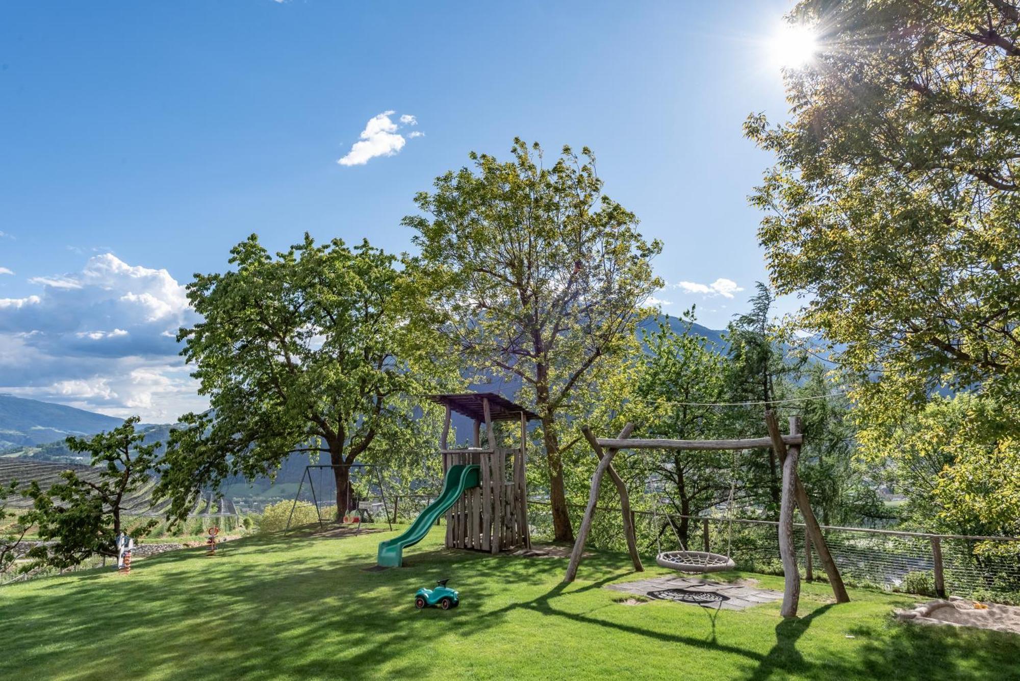 Trinnerhof- Hof Chalets Und Obsthof Mit Zimmer Natz-Schabs Exterior foto